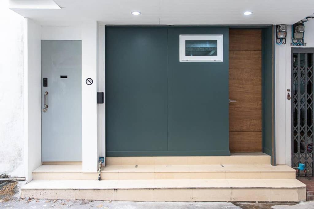 Appartamento P2 Silom Large 2Beds Full Kitchen Wifi 4-6Pax Bangkok Esterno foto